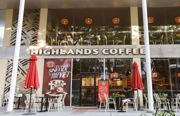 Highlands coffee gần park hyatt sài gòn
