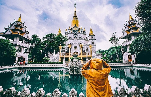 địa điểm lễ chùa đầu năm linh thiêng nhất Sài Gòn chùa bửu long