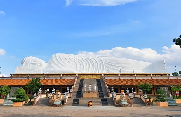địa điểm lễ chùa đầu năm linh thiêng nhất Sài Gòn chùa hội khánh