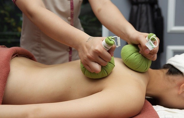 Tác dụng của massage body trị liệu - Thúc đẩy tuần hoàn máu 