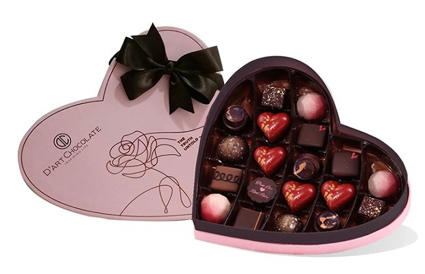 Valentine tặng chocolate