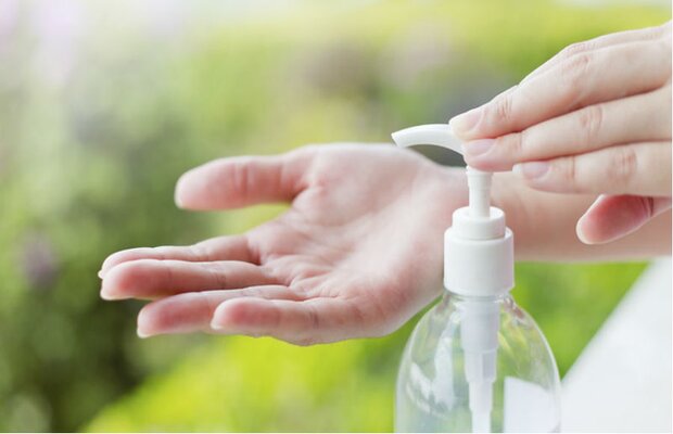 Thường xuyên rửa tay bằng xà phòng hoặc dung dịch sát khuẩn tay và rửa tay ít nhất trong vòng 20-30 giây