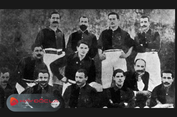 câu lạc bộ bóng đá barcelona - những năm đầu sơ khai