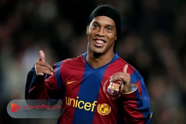 câu lạc bộ bóng đá barcelona - Ronaldinho