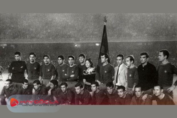 câu lạc bộ bóng đá barcelona - Từ 1923-1939, giai đoạn nội chiến