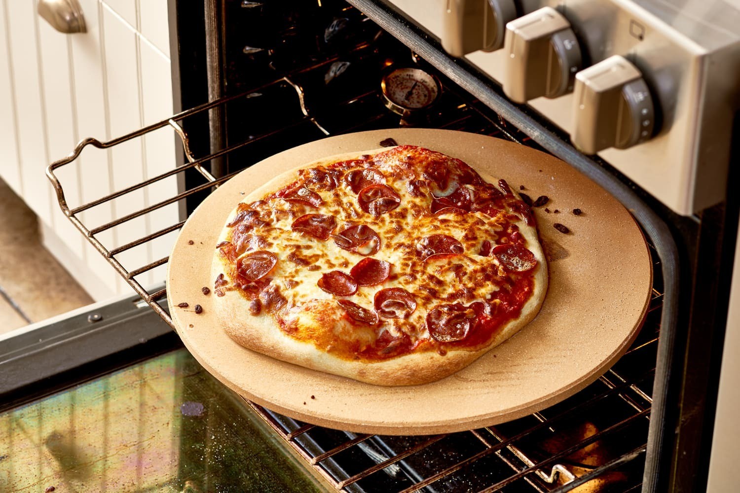 Cách làm pizza dễ nhất đơn giản tại nhà