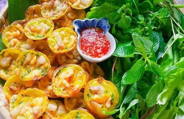 Đặc sản Sài Gòn là món gì - Bánh khọt 