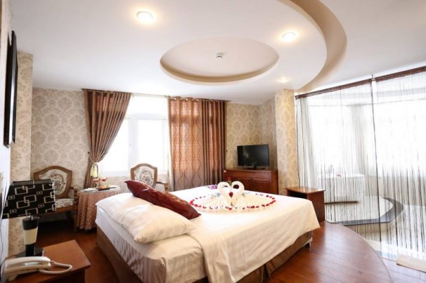 reiew các khách sạn đẹp nhất ở Đà Lạt-khách sạn phố núi 