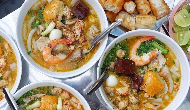 các món ăn đường phố Sài Gòn ngon