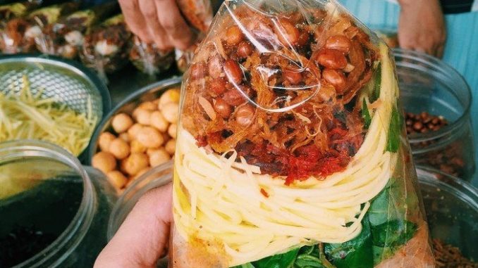 các món ăn đường phố Sài Gòn rẻ và ngon