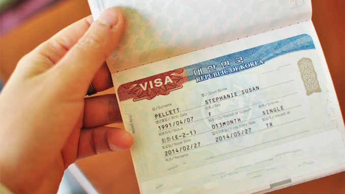 Chi phí gia hạn visa cho người nước ngoài