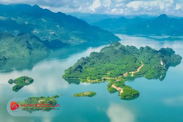 Giới thiệu các địa điểm du lịch ở Việt Nam - Thung Nai