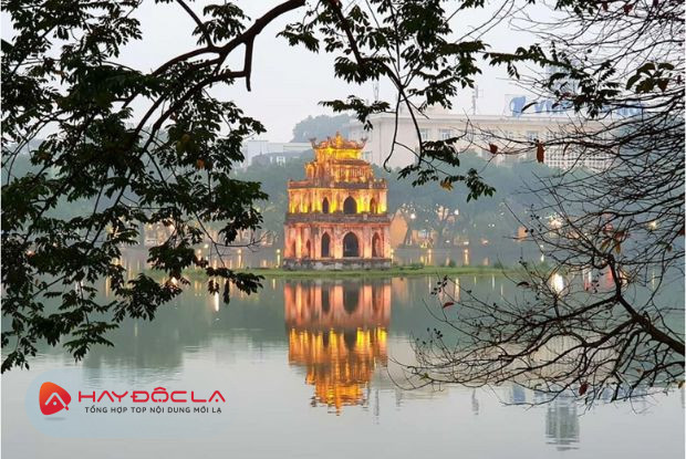 Giới thiệu các địa điểm du lịch ở Việt Nam-hồ Hoàn Kiếm