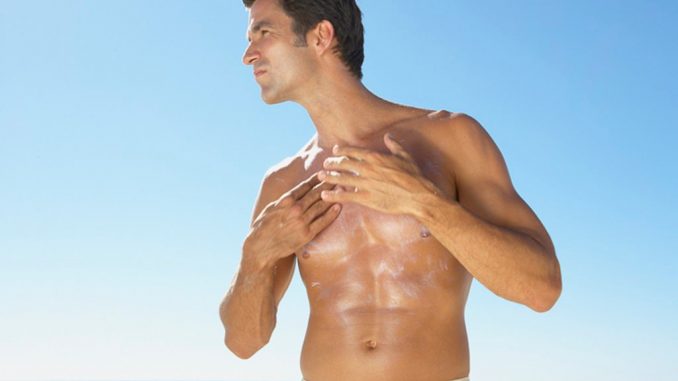 Skincare cho nam tuổi dậy thì - Bước 5: Bôi kem chống nắng