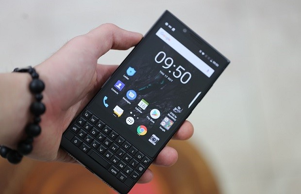 BlackBerry Key2 là một điện thoại bàn phím đẹp