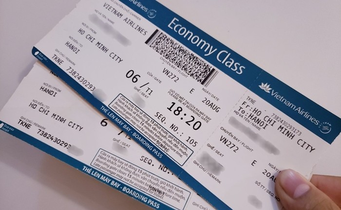 book vé máy bay đi Mỹ-mua vé rồi đổi tên lại người khác liệu có được không