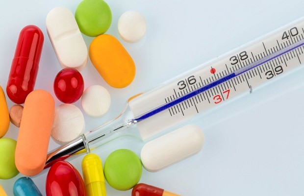Uống thuốc hạ sốt nhiều có hại không- Lưu ý khi cho trẻ uống thuốc hạ sốt