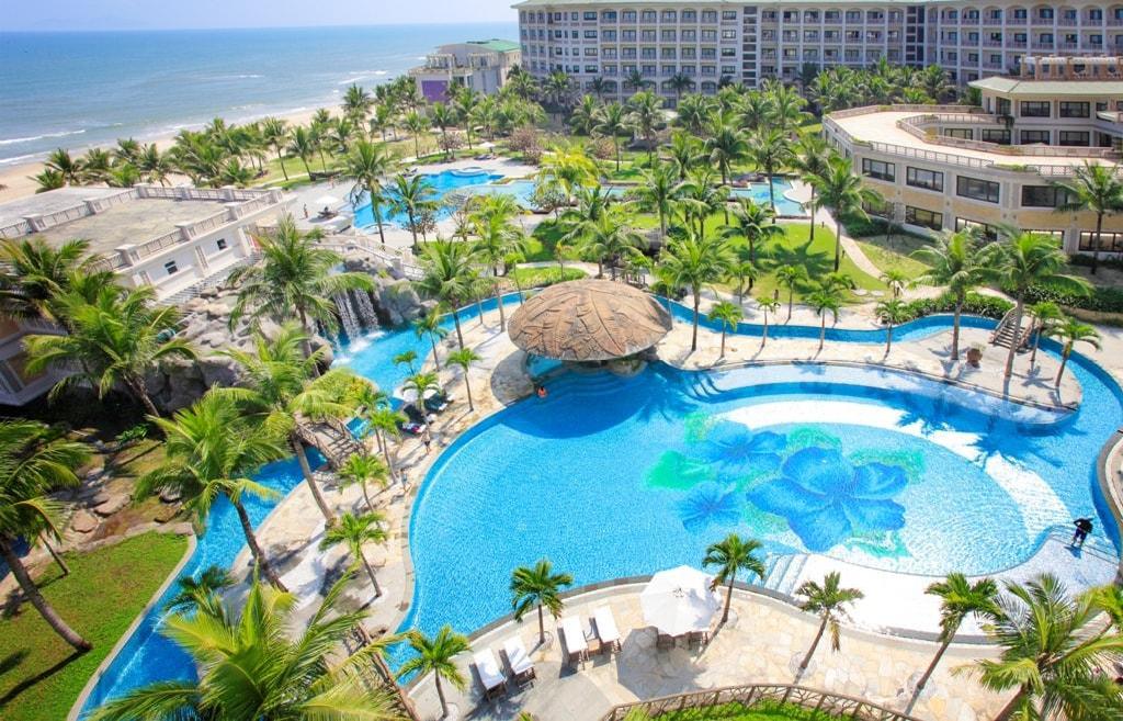 khách sạn Đà Nẵng 5 sao - Olalani Resort & Condotel sở hữu một tầm nhìn hướng ra