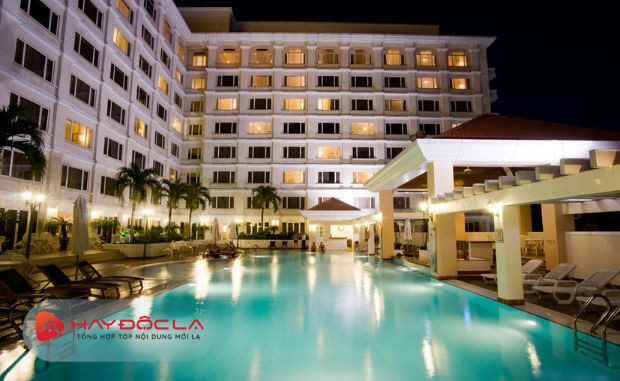 Romance - khách sạn Huế có hồ bơi