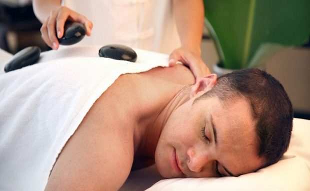 Massage đá nóng ở Tphcm chất lượng