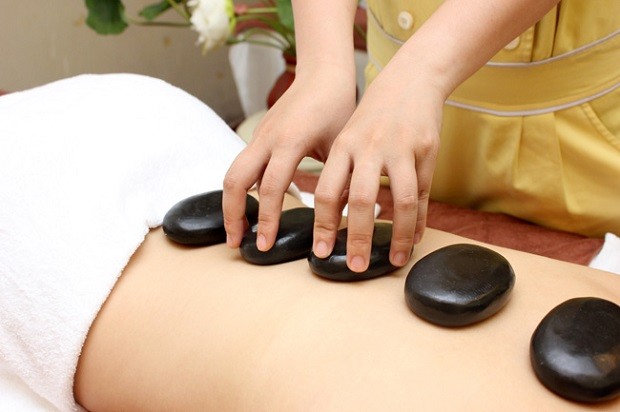 Massage đá nóng ở Tphcm lành mạnh - Massage Hương Sen Sài Gòn