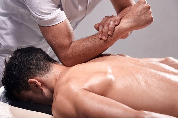 Massage lành mạnh ở TPHCM cải thiện sức khỏe - Khỏe 