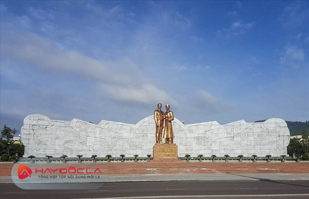 Địa điểm du lịch Quy Nhơn - Quảng trường Nguyễn Tất Thành