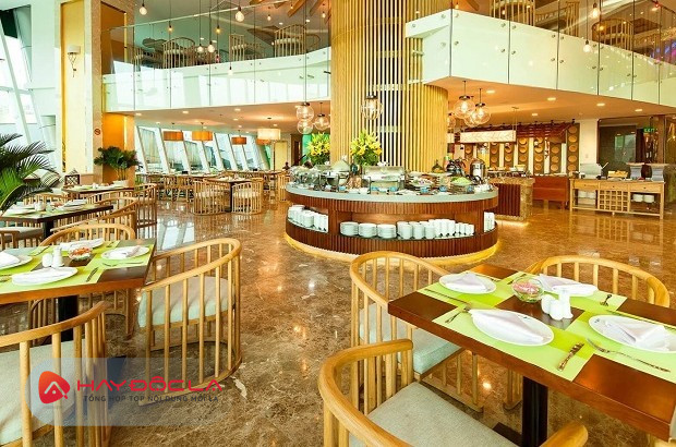 Không gian nhà hàng sang chảnh, rộng lớn tại khách sạn Phú Quốc Bãi Sao