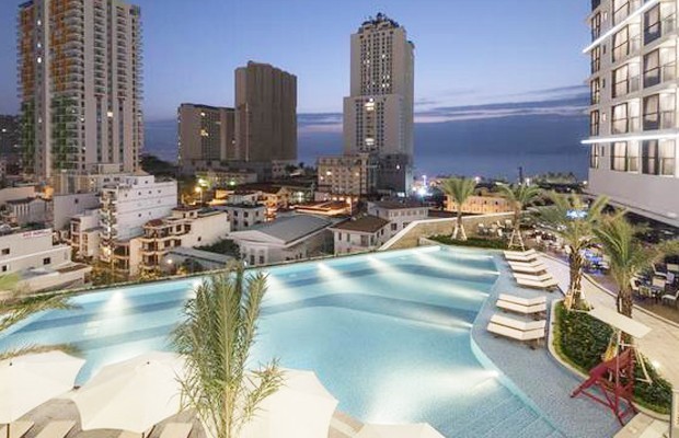 khách sạn Nha Trang có hồ bơi  uy tín