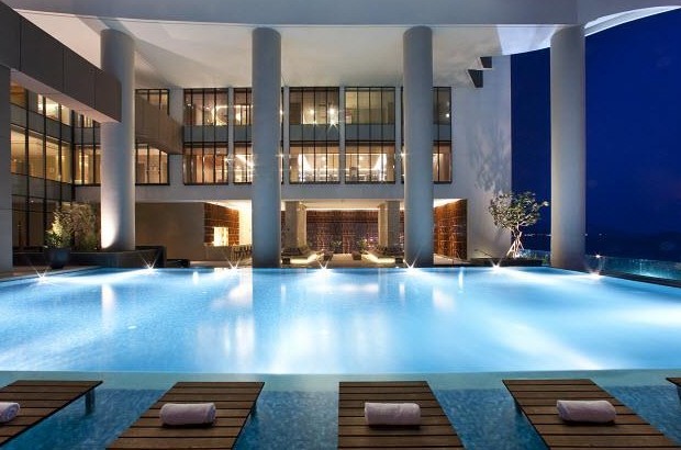 khách sạn Nha Trang có hồ bơi giá tốt