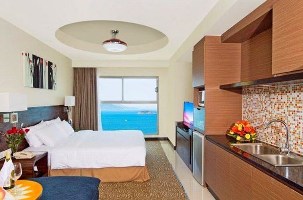 khách sạn Nha Trang có hồ bơi phòng đẹp