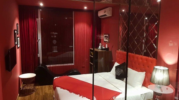 Khách sạn Hà Nội có ghế tình yêu giá hợp lý