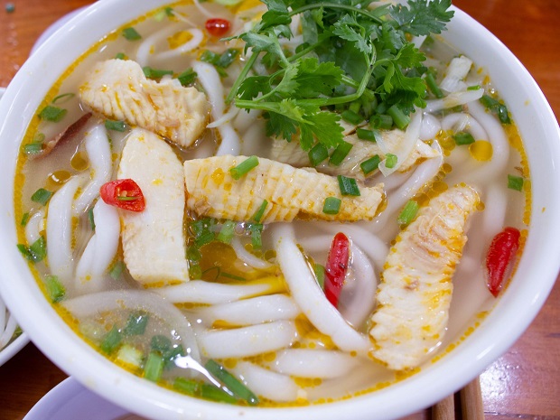 Quán ăn ngon Huế - Bánh canh Cá Lóc Hải Triều