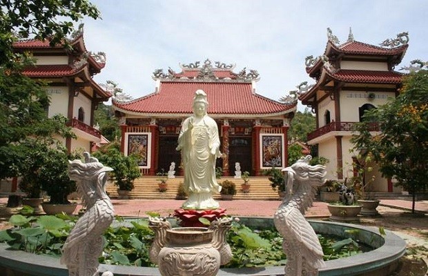 chùa đẹp ở Nha Trang trở thành địa điểm du lịch siêu "hot"