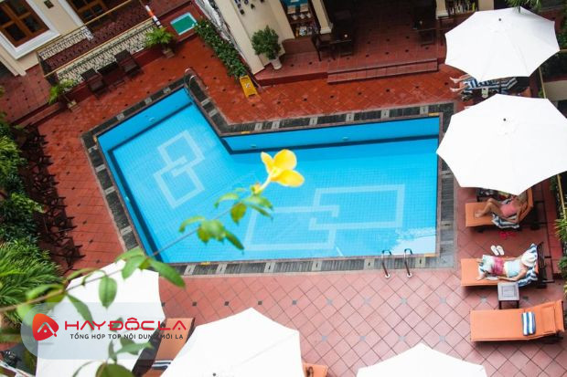 khách sạn Sài Gòn có hồ bơi - HOTEL MAJESTIC SAIGON