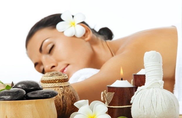 massage đá nóng Hà Nội giúp chăm sóc sức khỏe và sắc đẹp