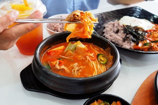 Quán ăn Hàn Quốc Gò Vấp - Seoul Family