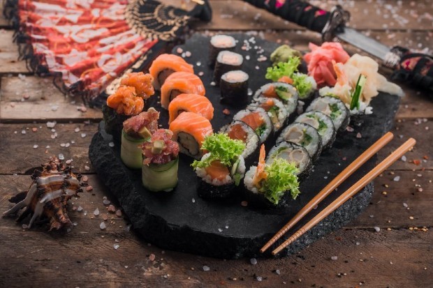 Quán ăn ngon quận 8 - Shinsen Sushi