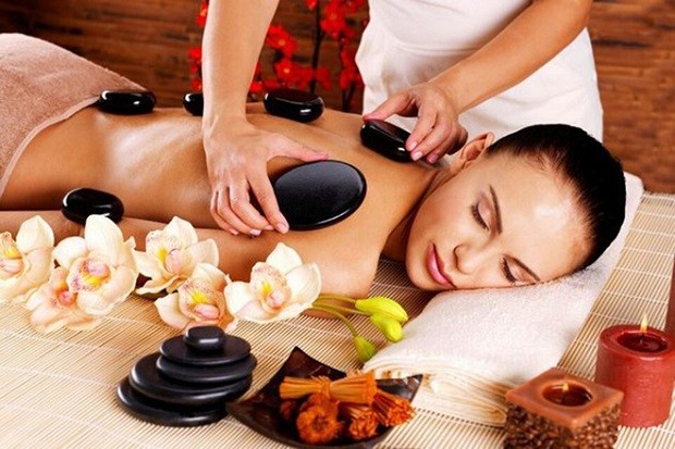 massage huyện bình chánh bằng đá nóng