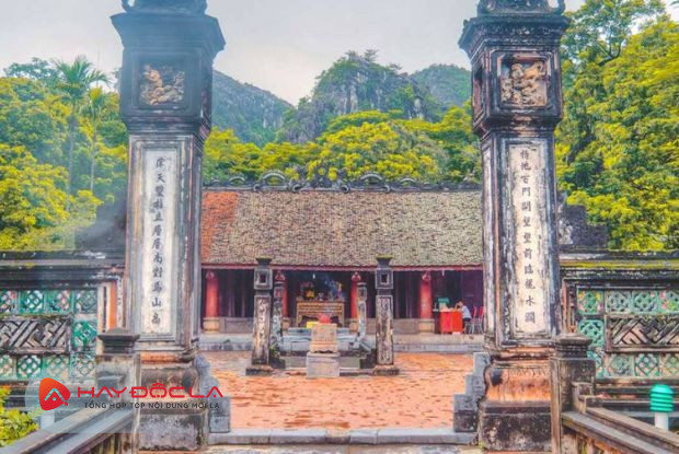 Đền thờ vua Đinh Tiên Hoàng địa điểm check in Ninh Bình hấp dẫn