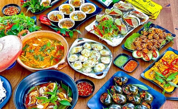 Điểm danh top 10 quán ăn vặt khuya ở Sài Gòn dành cho các cú đêm