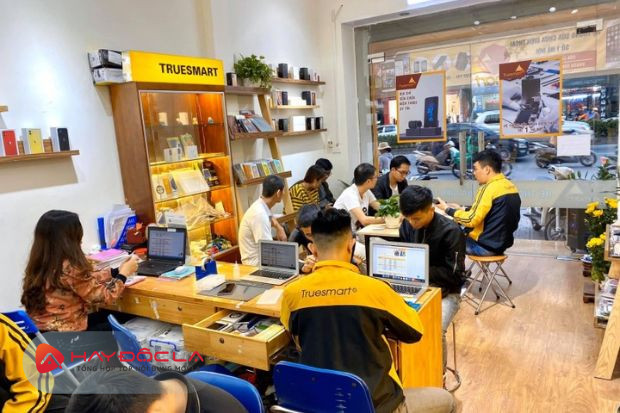 Truesmart  - cửa hàng bán iPhone uy tín nhất Hà Nội