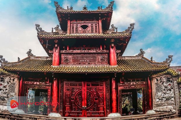 Đền thờ Nam Phương Linh - địa điểm du lịch Đồng Tháp Từ