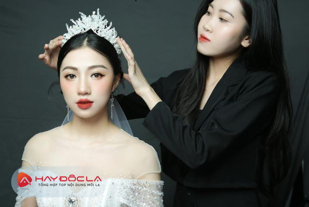 Make Up Min là một dịch vụ trang điểm cô dâu tại nhà TP.HCM