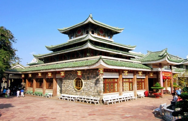 Ngôi chùa đẹp ở miền Tây - Chùa Bà Châu Đốc