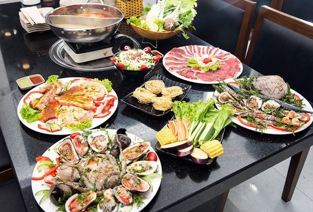 quán buffet ngon ở Hà Nội rộng rãi