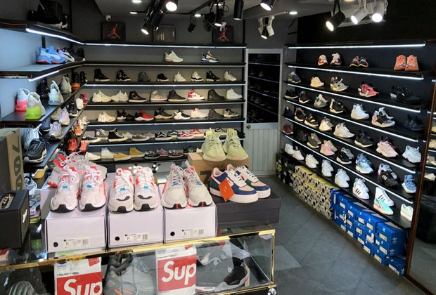 shop bán giày sneaker ở hà nội cho học sinh sinh viên