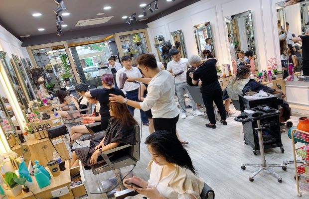địa chỉ nối tóc đẹp ở Sài Gòn - Hair Salon Anh Quân