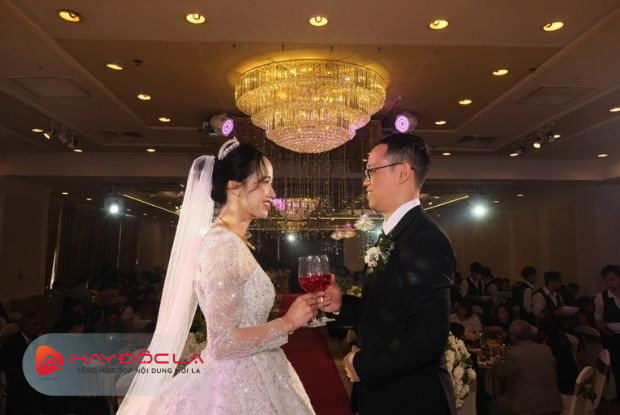 Dịch vụ tổ chức tiệc cưới Hà Nội là Season