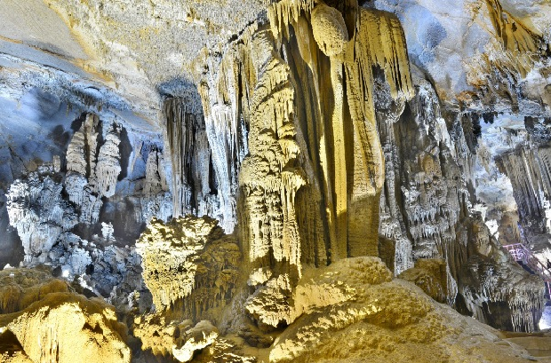 hang động ở Quảng Bình kì diệu